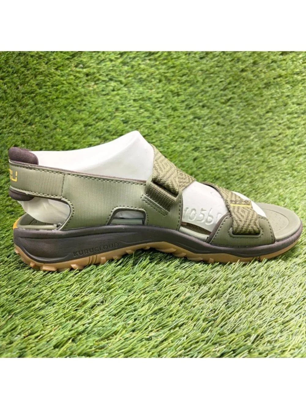 Kuru Current Mens Size 9 Olive Green Gum Beach Walking Outdoor Strappy Sandals
